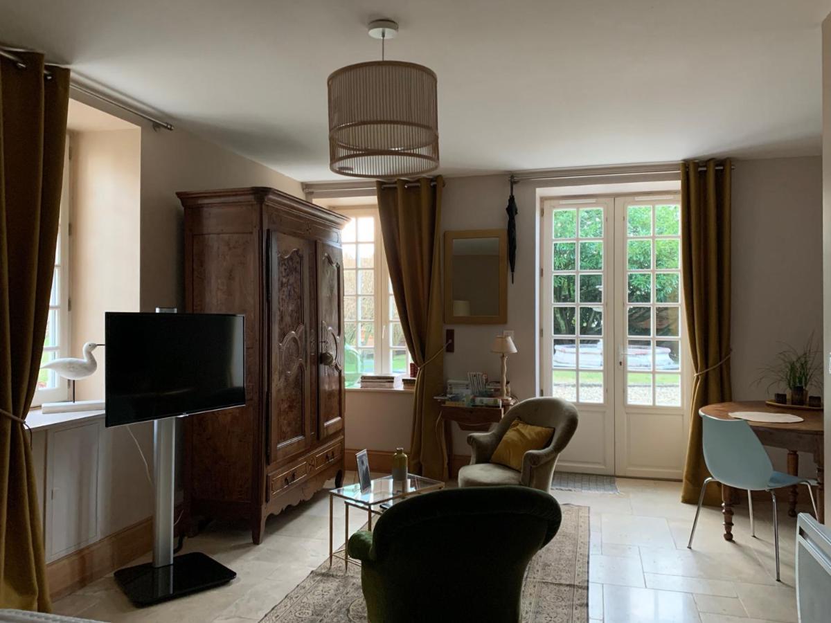 Studio En Ville Et Campagne Louhans Exterior photo